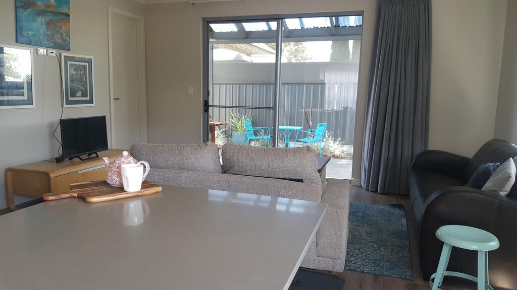Keswick Terminal SA Accommodation 4U