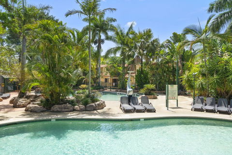 Ashmore Palms Holiday Village - Accommodation 4U 2