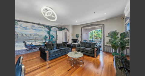 Luxury Beachfront Apartment In Sandringham - Accommodation 4U 3