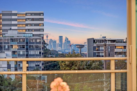 Luxury Retreat Sydney Airport Direct Train Line - Accommodation 4U 0