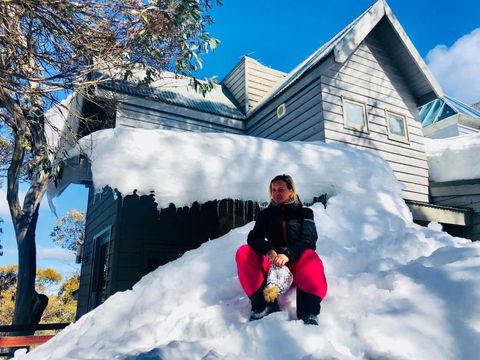 MAGNIFICENT SKIING ON MOUNT BULLER - Accommodation 4U 2