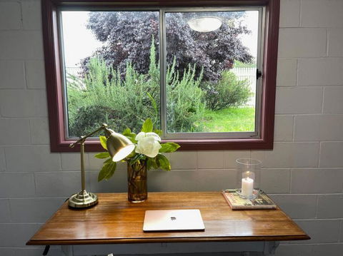 MAGNOLIA HOUSE ON THE CREEK - STANTHORPE - Accommodation 4U 3