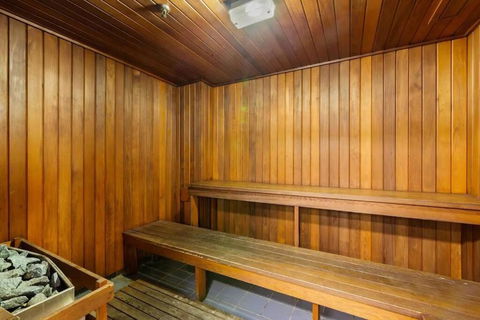MAN54 -Manly Magic Waterfront Retreat With Gym & Sauna - Accommodation 4U 1
