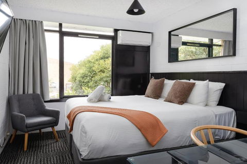 M Hotel - Accommodation 4U 3