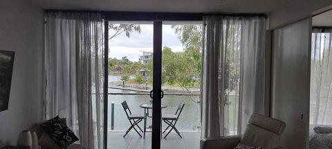 Marina View Apartment On The Maribyrnong River, Melbourne - Accommodation 4U 0