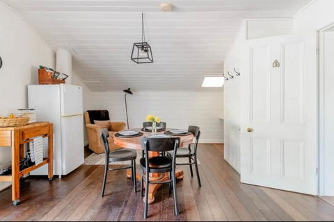 MARYBANK ESTATE - BARN LOFT - Accommodation 4U 3