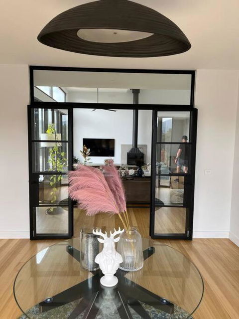 Modern Farmhouse - Accommodation 4U 1