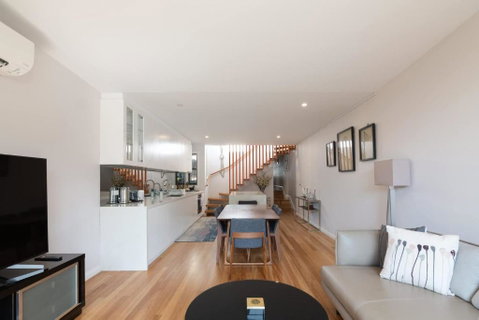 Modern Home In Erskineville W AC And Parking - Accommodation 4U 0