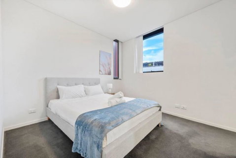 Modern Two Bed Apt In The Centre Of Erskenville - Accommodation 4U 1