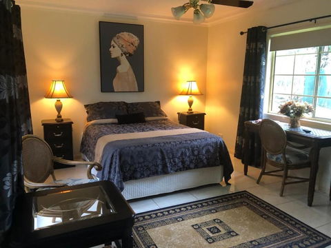 Montrose - Accommodation 4U 0