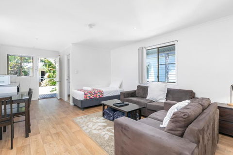 Mossman Resort Holiday Villas - Accommodation 4U 1