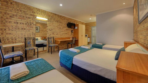 Mulga Country Motor Inn - Accommodation 4U 3