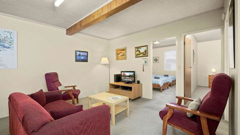 Myee Court - Accommodation 4U 3