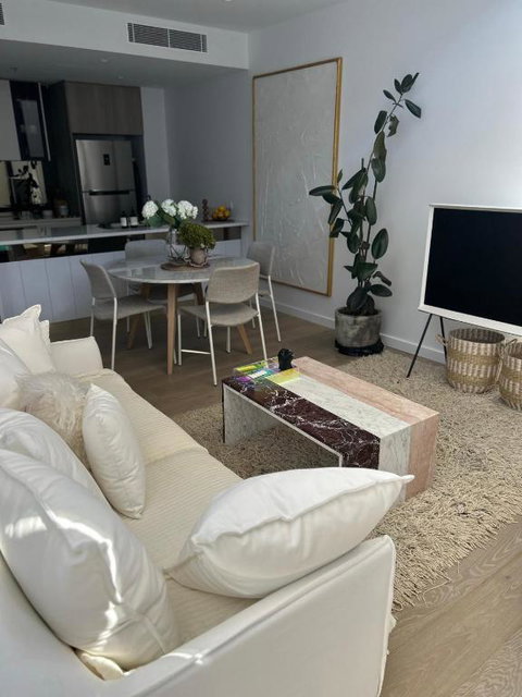 New & Modern Loft 1bd W/Pool&Gym - Accommodation 4U 0