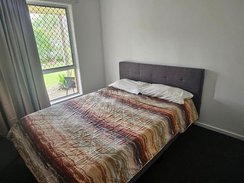 Newly Renovated & Tranquil Surrounds - Accommodation 4U 3
