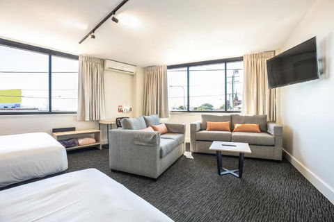 Nightcap At Chardons Corner Hotel - Accommodation 4U 1