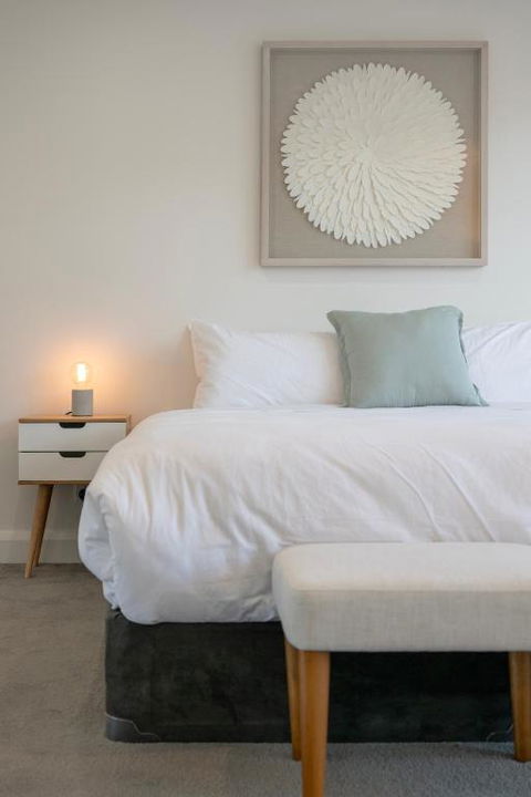 Newsom House - Stylish & Elegant Home With 4 King Beds - Accommodation 4U 0