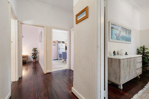 North Beach Cottage By Swan Bnb Management - Accommodation 4U 3