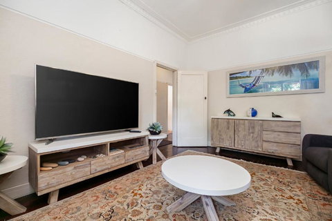 North Beach Cottage By Swan Bnb Management - Accommodation 4U 0