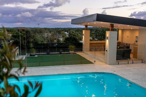 OASIS ON SUNSET - Tranquility Close To The Ocean - Accommodation 4U 1
