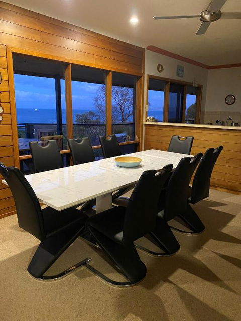 Ocean Blue KI. Absolute Ocean Front, Free WiFi - Accommodation 4U 2