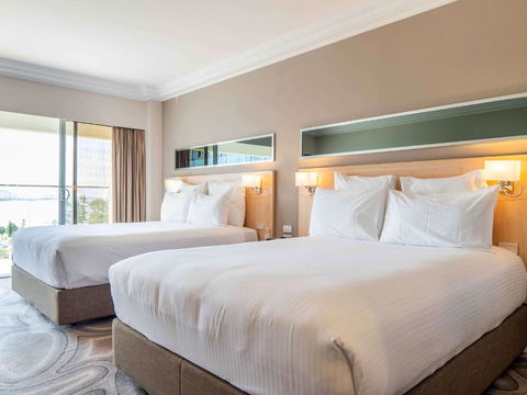 Novotel Wollongong Northbeach - Accommodation 4U 2