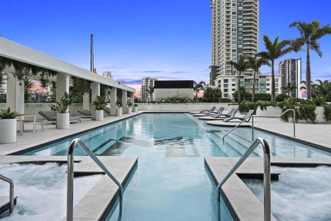 OCEAN Views In Beachside 2-Bedroom Unit - Q Stay - Accommodation 4U 3