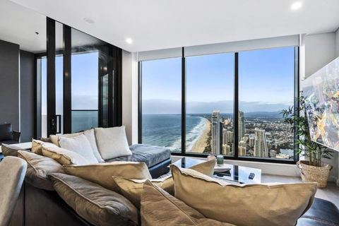 OCEAN Views In Beachside 2-Bedroom Unit - Q Stay - Accommodation 4U 0