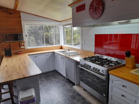 Old School Rocky Cape Guesthouse - Accommodation 4U 2