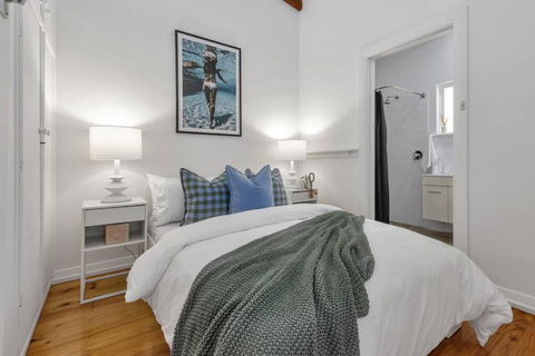Once Upon A Tide Glenelg - Accommodation 4U 0