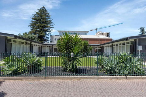 Once Upon A Tide Glenelg - Accommodation 4U 1