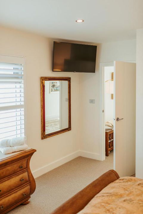 ONE Luxury Apartment - Accommodation 4U 3