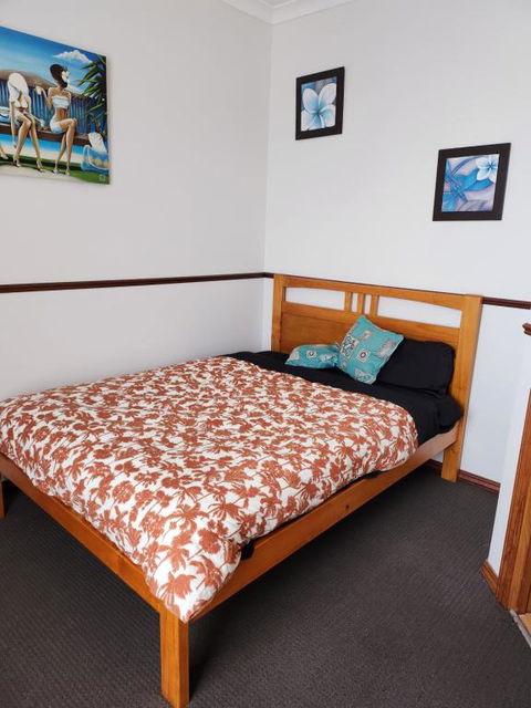Open Plan Large Home - Accommodation 4U 1