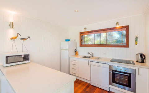 Pacifica 2 - Accommodation 4U 3
