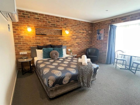 Paddlewheel Motel - Accommodation 4U 1