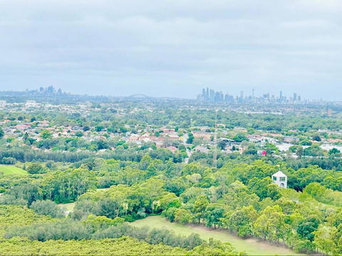 Panoramic City View 3bedroom Condo Wi-Fi Parking - Accommodation 4U 1
