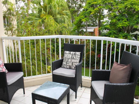 Paradise Grove - Hosted By Burleigh Letting - Accommodation 4U 1