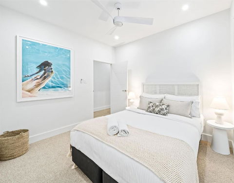 Peach At Palm View Collective - Accommodation 4U 2
