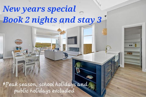 Playa Azul-Beach House On Catherine Hill Bay And Moonee Beach - Accommodation 4U 1