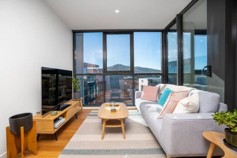 Perfectly Located 1BR BA Apartment - Accommodation 4U 0