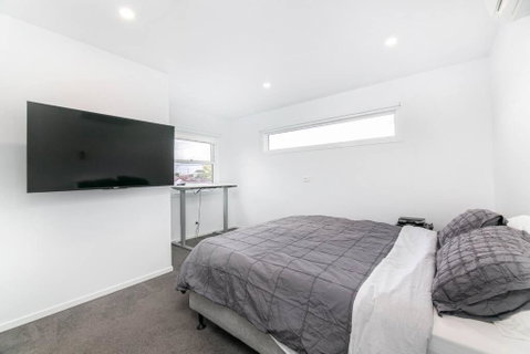Perfect For Families And Groups - Large 5 Bedroom - Accommodation 4U 3
