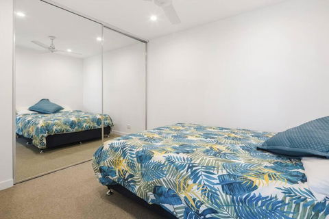 Perfect Haven In Spring Hill 2B1B And Parking - Accommodation 4U 3