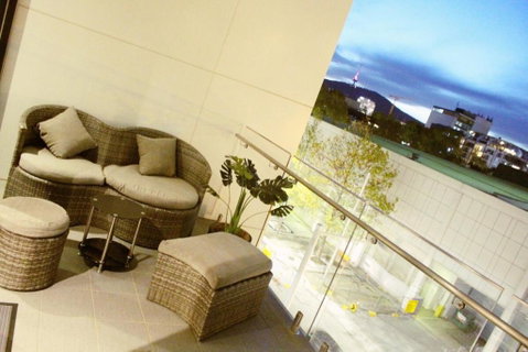 Perfectly Located Modern Apartment - Canberra CBD - Accommodation 4U 3