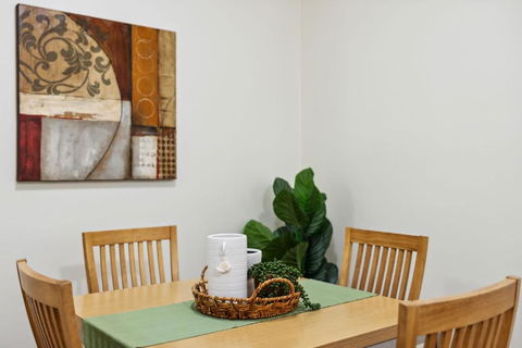 Perth Picture Perfect 1 BDR - Accommodation 4U 3