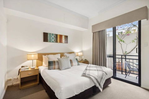 Perth Premium 1 Bedroom - Accommodation 4U 0