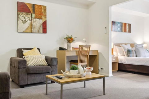 Perth Premium 1 Bedroom - Accommodation 4U 2
