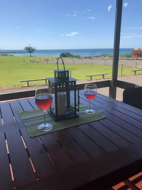 Pine View Holiday Rental - Accommodation 4U 0