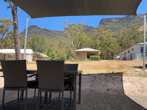 Pinnacle Views - Accommodation 4U 2