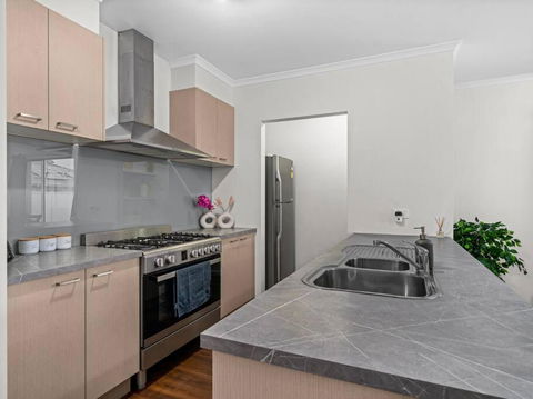Popular Villa Shepparton - Accommodation 4U 3