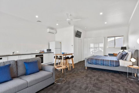 Port Lincoln Shark Apartment 6 - Accommodation 4U 0